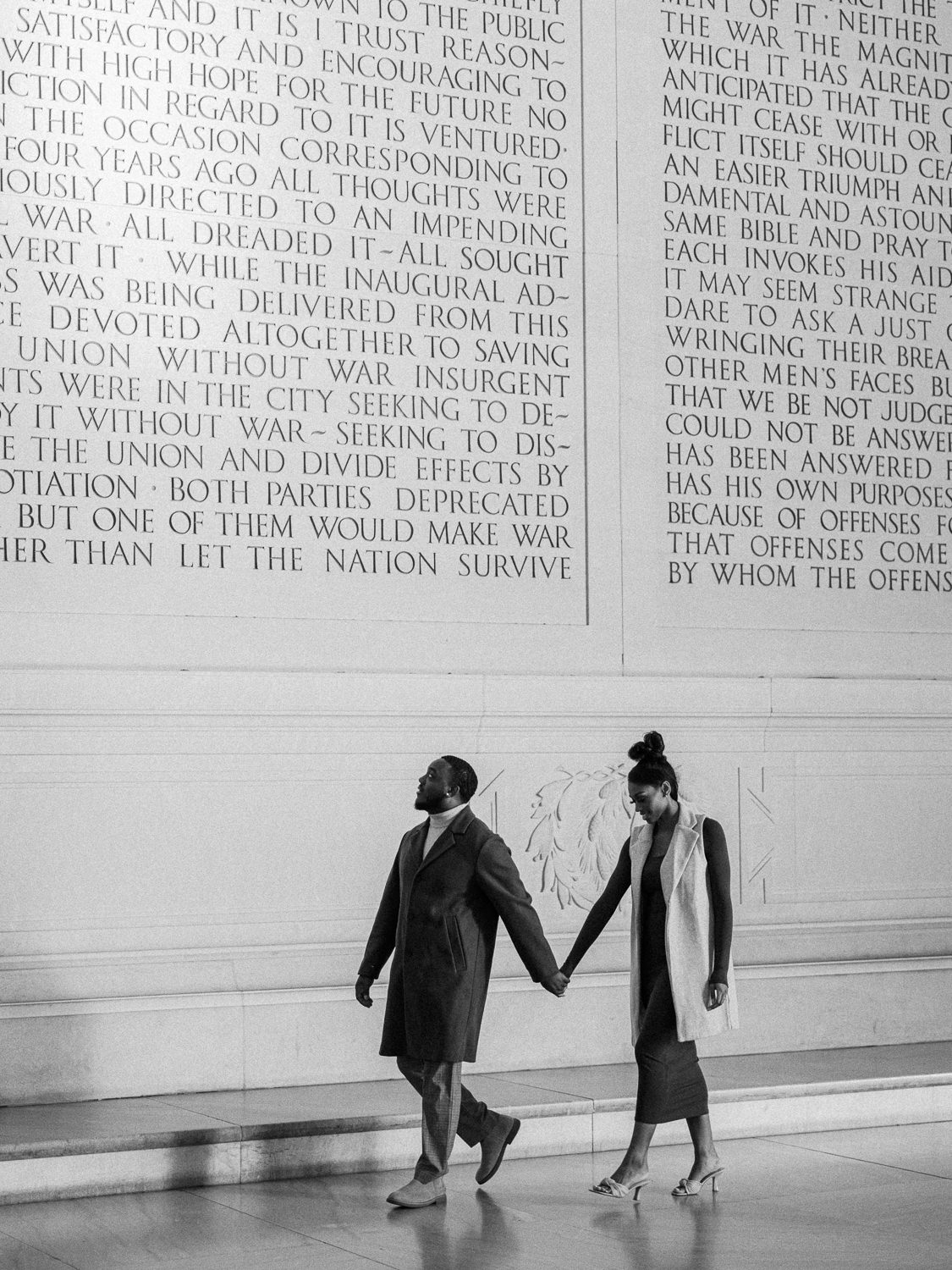 Washington DC War Memorial & Lincoln Memorial engagement session